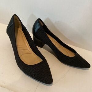 Adrienne Vittadini~Greek Patterned Knit~Faux Leather~Block Heel~Pump~Size 10M